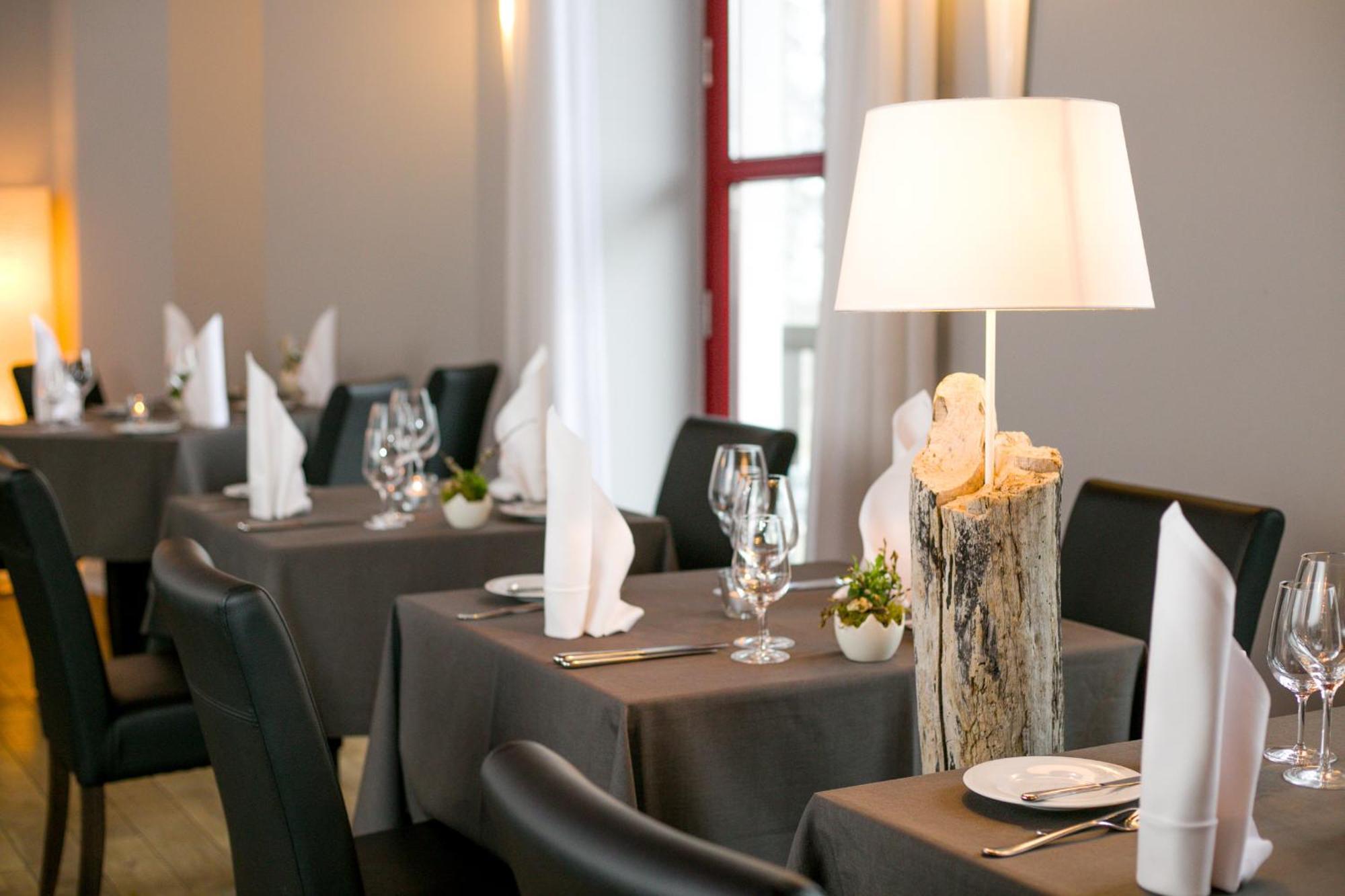 Romantik Hotel Schloss Ranzow Lohme Ngoại thất bức ảnh
