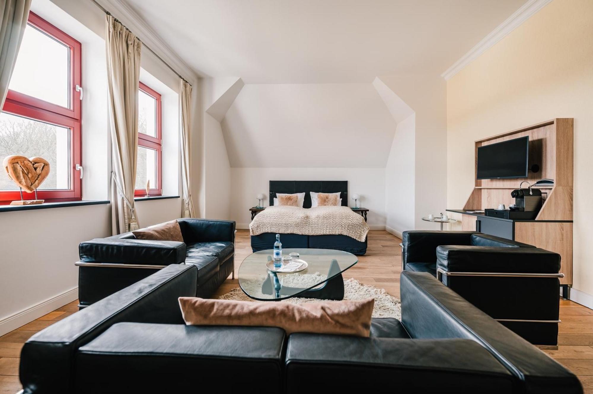 Romantik Hotel Schloss Ranzow Lohme Ngoại thất bức ảnh