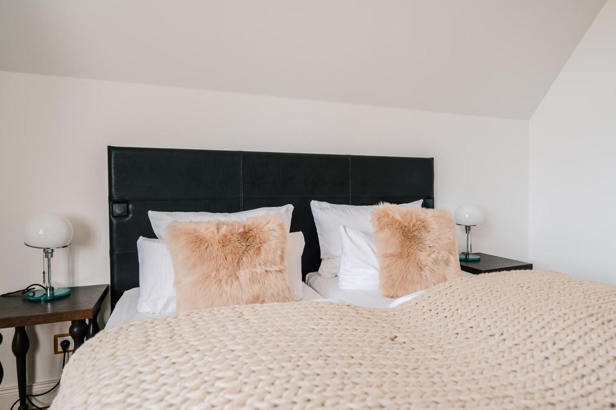 Romantik Hotel Schloss Ranzow Lohme Ngoại thất bức ảnh
