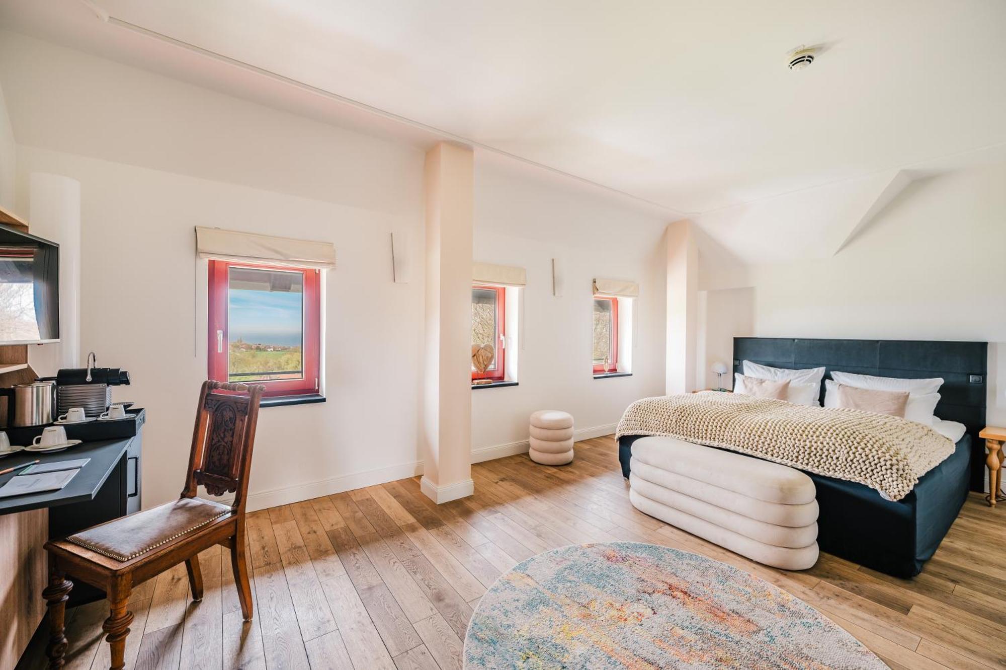 Romantik Hotel Schloss Ranzow Lohme Ngoại thất bức ảnh